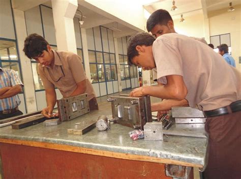 cnc machine training in mysore|Technical skills training at GTTC .